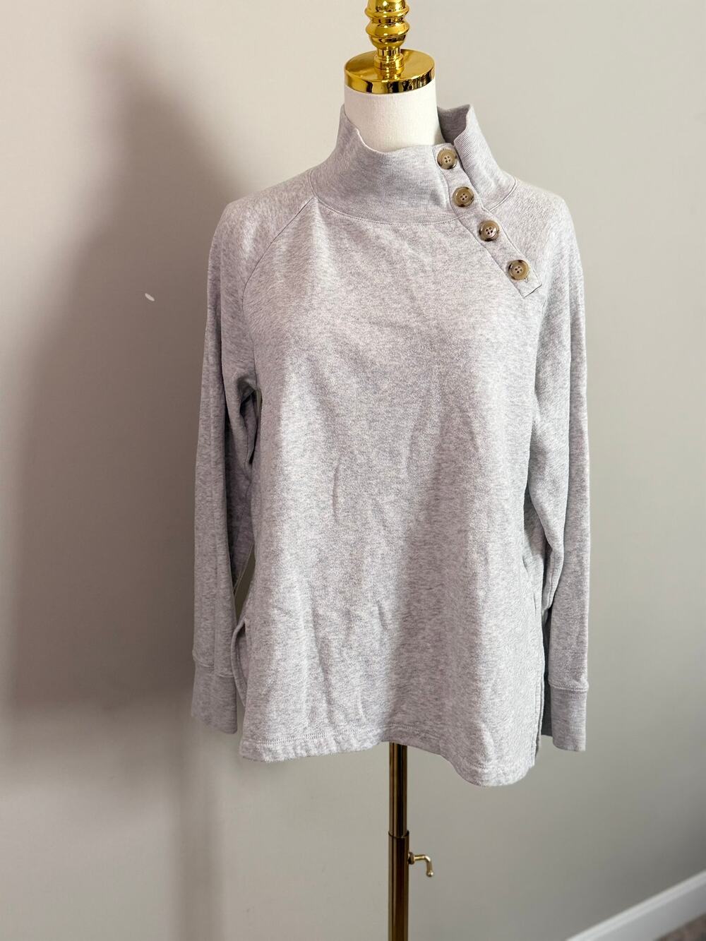 J.Crew Factory — Wide Button-Collar Pullover Sweatshirt  | Size S | Heather Gray